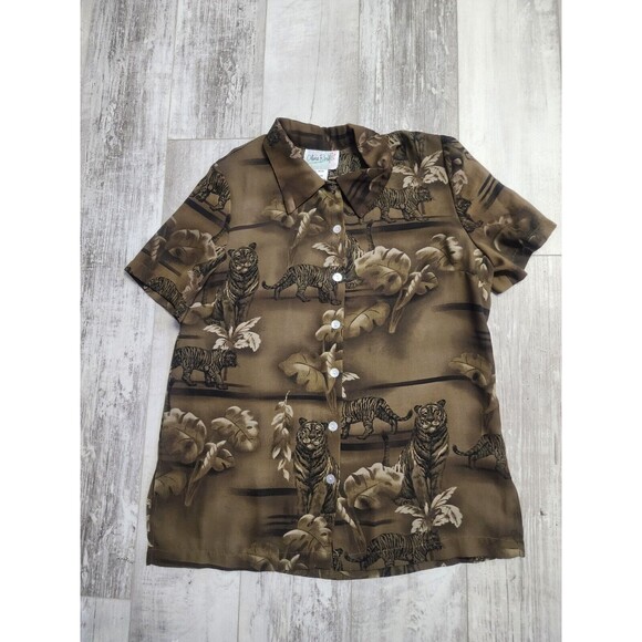 Olivia Rose green Semi Sheer Safari Tiger Blouse Size 16M Button Down - Picture 7 of 9